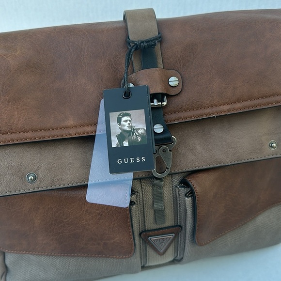 New AUTHENTIC GUESS Mens Leather Messenger/Canvas Travel Bag Camo - Picture 7 of 13